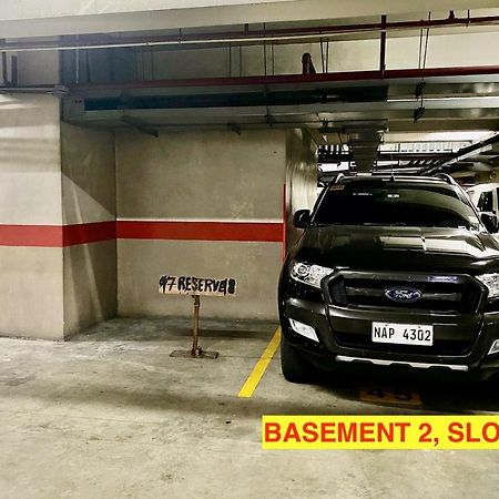 Ortigas 2 Bedroom Corner Unit With 2 Queen Across Shangrila Manilla Buitenkant foto