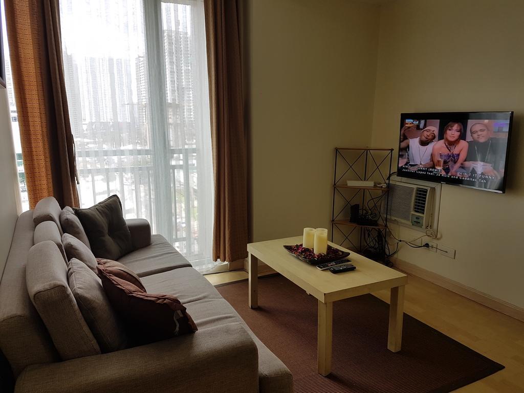 Ortigas 2 Bedroom Corner Unit With 2 Queen Across Shangrila Manilla Buitenkant foto